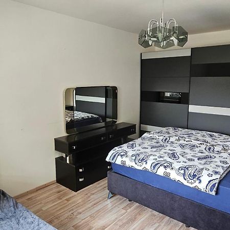 Apartment Milan ซเร็ตเช ภายนอก รูปภาพ