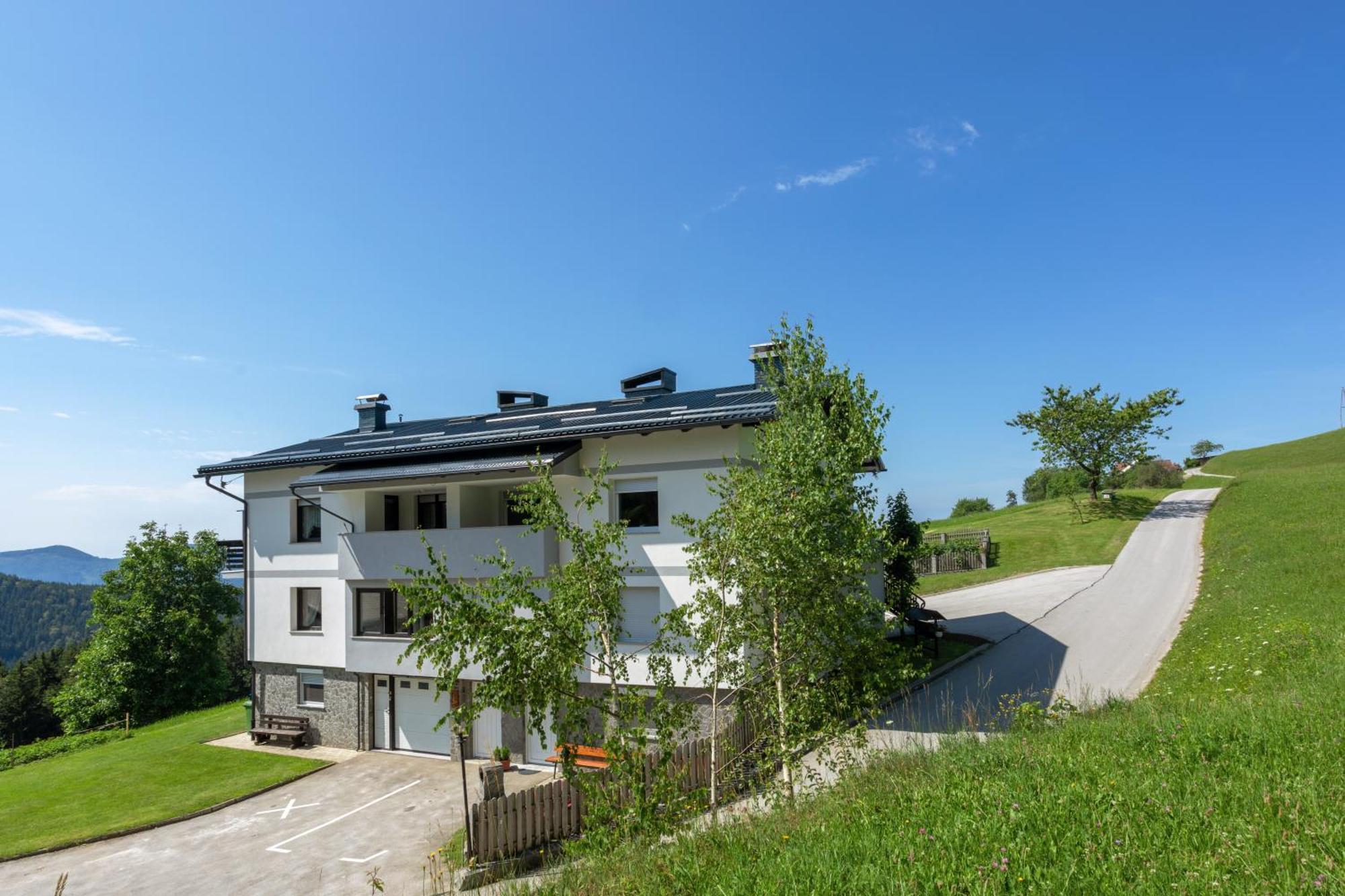 Apartment Milan ซเร็ตเช ภายนอก รูปภาพ